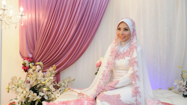 Baju haram pengantin